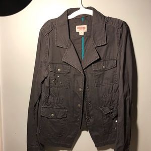 Women’s Light Jacket!